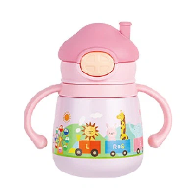 Vesipullo lapsille, joissa on olki